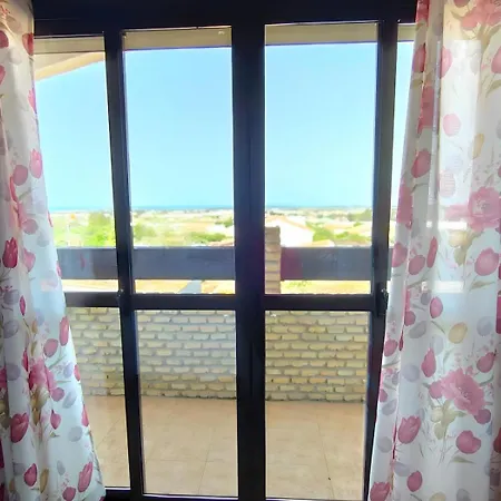Con Piscina Y Jardin Privado No Aceptamos Grupos De Jovenes Conil De La Frontera