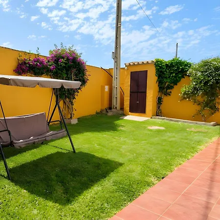 Con Piscina Y Jardin Privado No Aceptamos Grupos De Jovenes דירה *