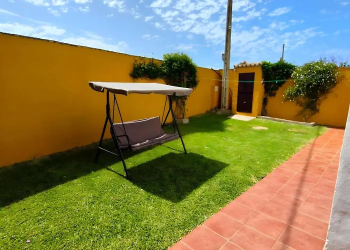 Apartamento Con Piscina Y Jardin Privado No Aceptamos Grupos De Jovenes